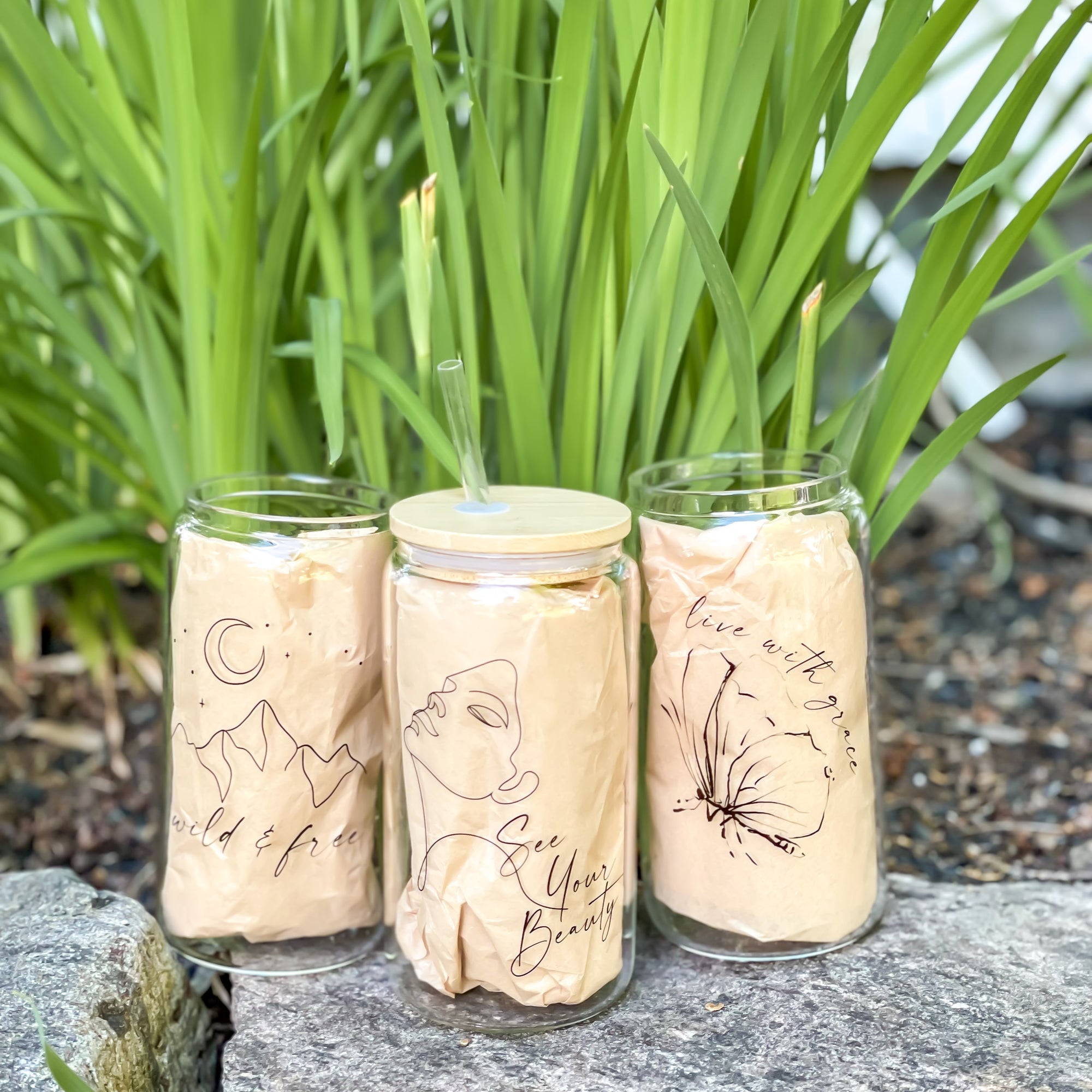 Daily Affirmation Glass Tumbler with Bamboo Lid and Straw