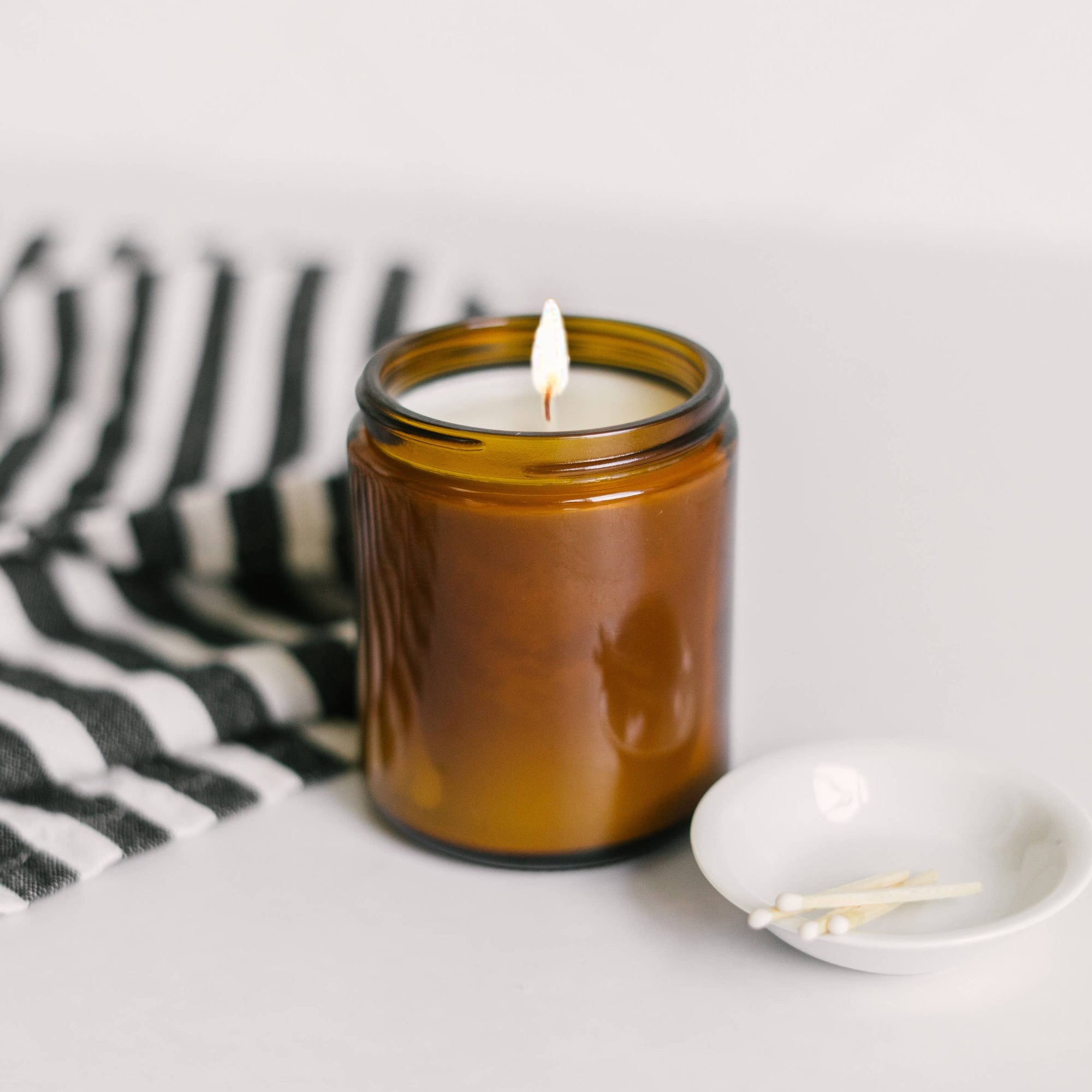 Vanilla Latte 8.5oz Amber Jar Soy Candle